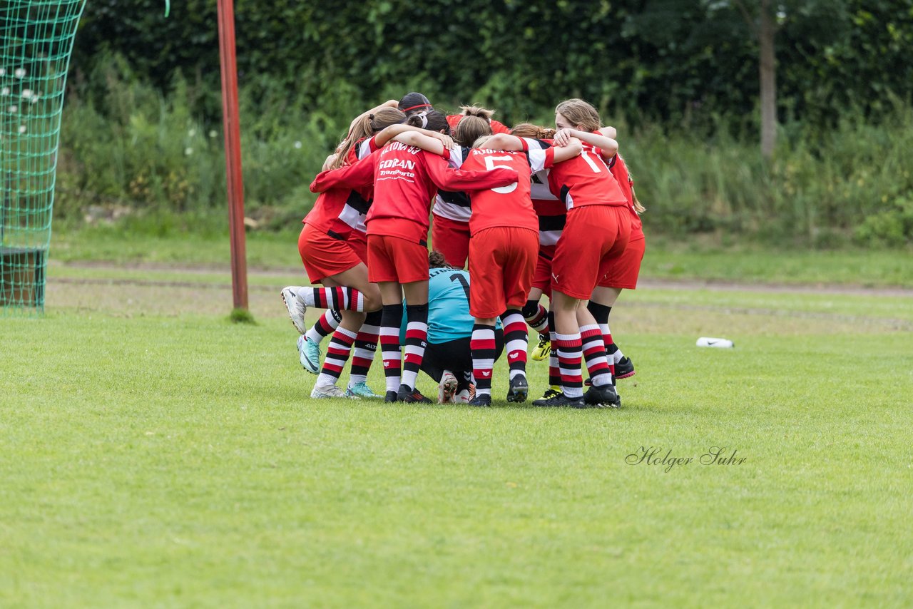 Bild 221 - Loewinnen Cup